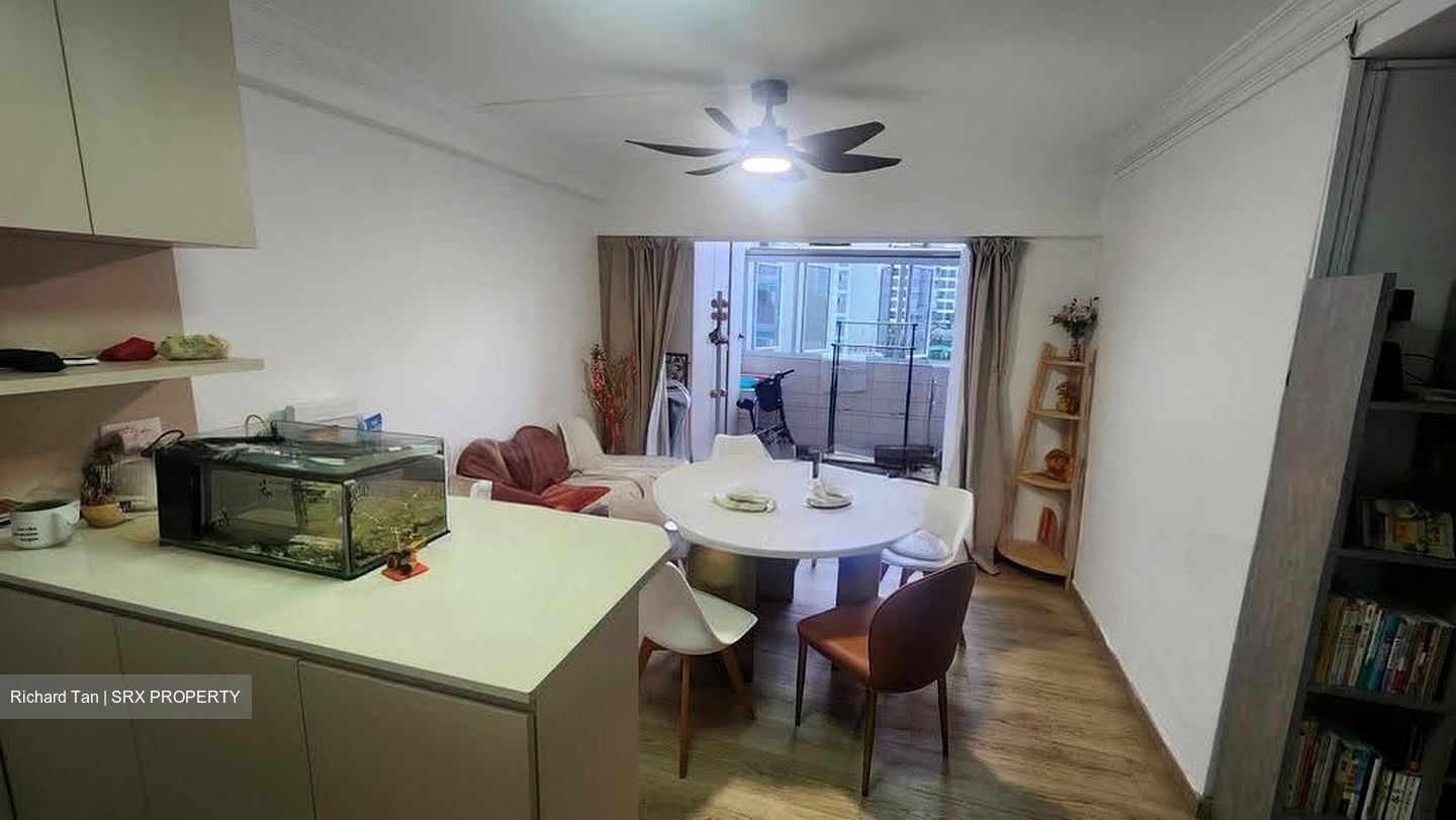 Blk 417 Serangoon Central (Serangoon), HDB Executive #610558901